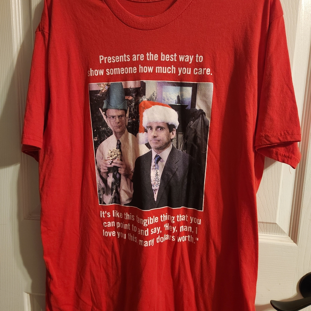 Men's Ripple Junction Red Holiday Graphic Tee
